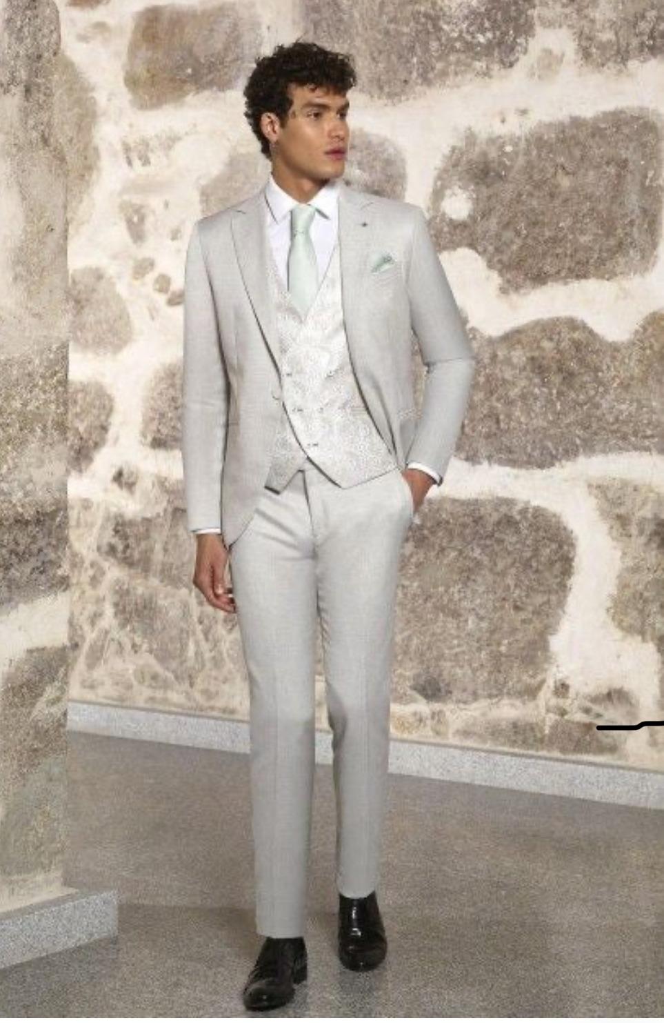 Traje Montblanc Beige